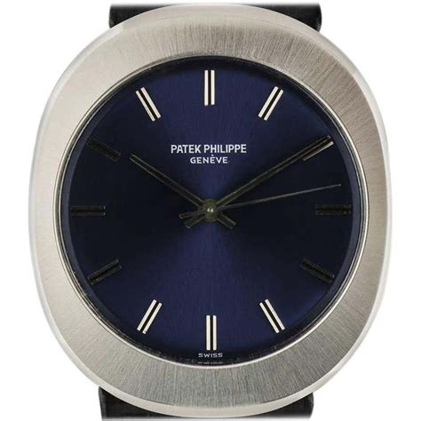 patek oval